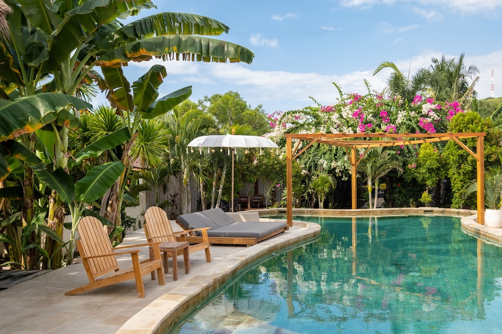 Gili Teak Resort