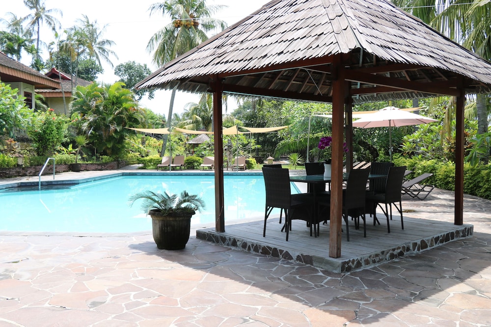 Puri Bunga Senggigi