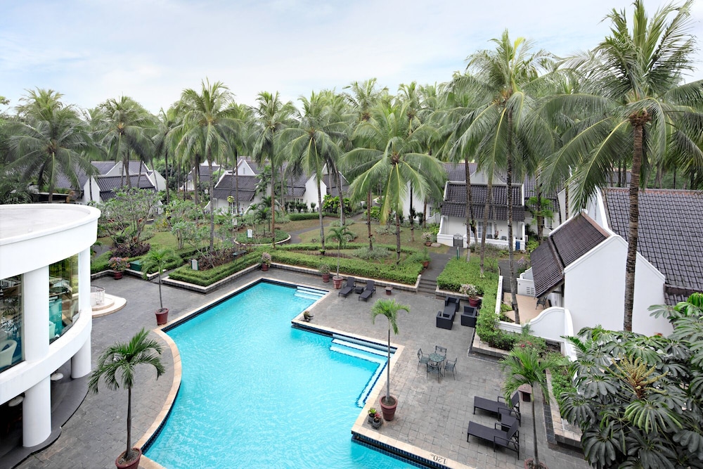 Aryaduta Lippo Village afbeelding