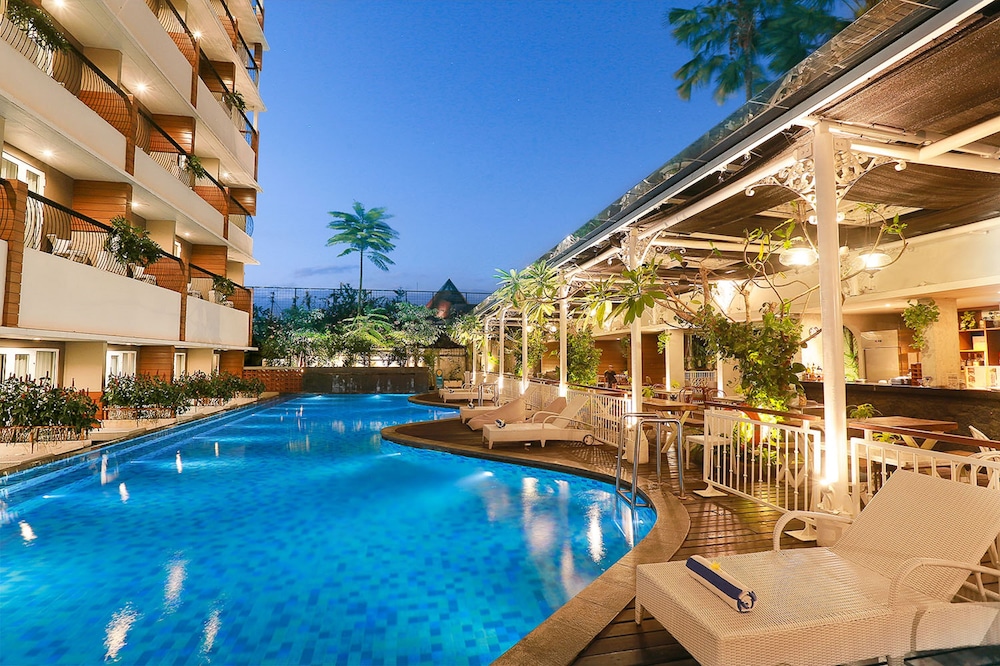 THE 1O1 Yogyakarta Tugu.