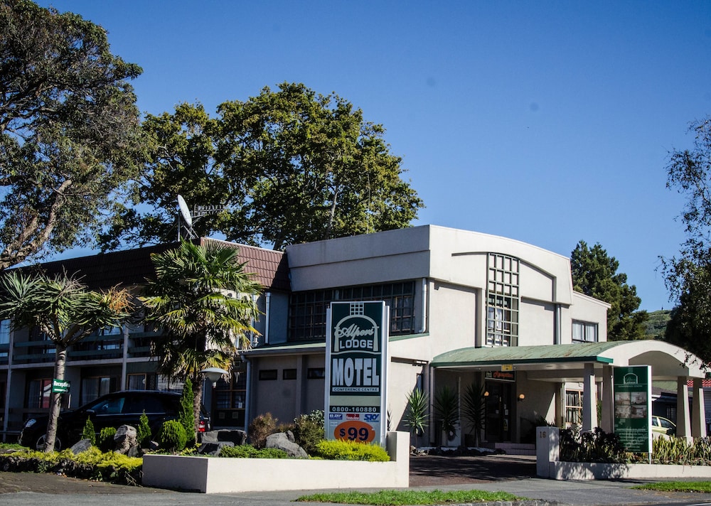 Alpers Lodge &amp; Conference Centre