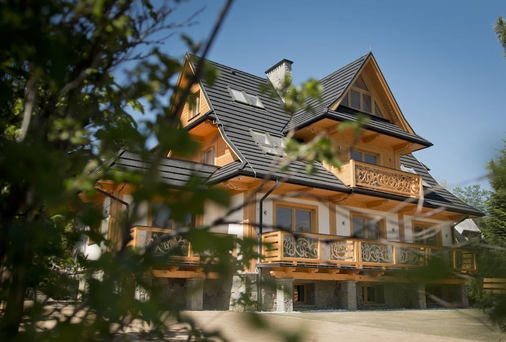 Villa 11 Folk &amp; Design