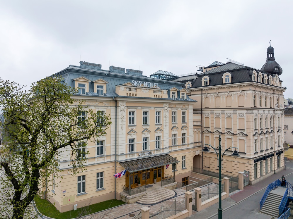 Sky Hotel Kraków afbeelding