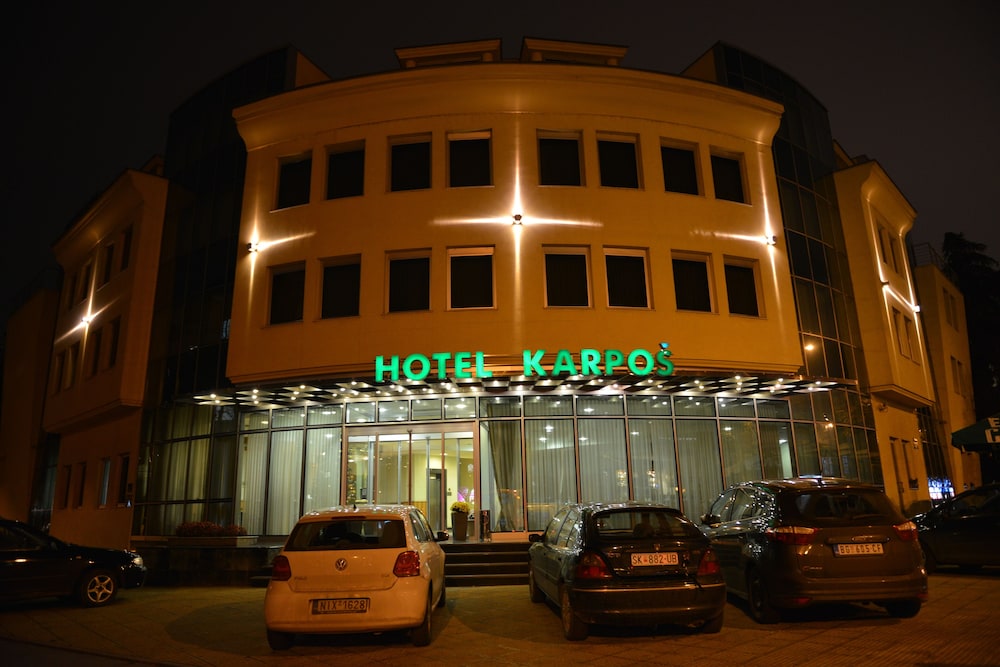 Hotel Karpos.