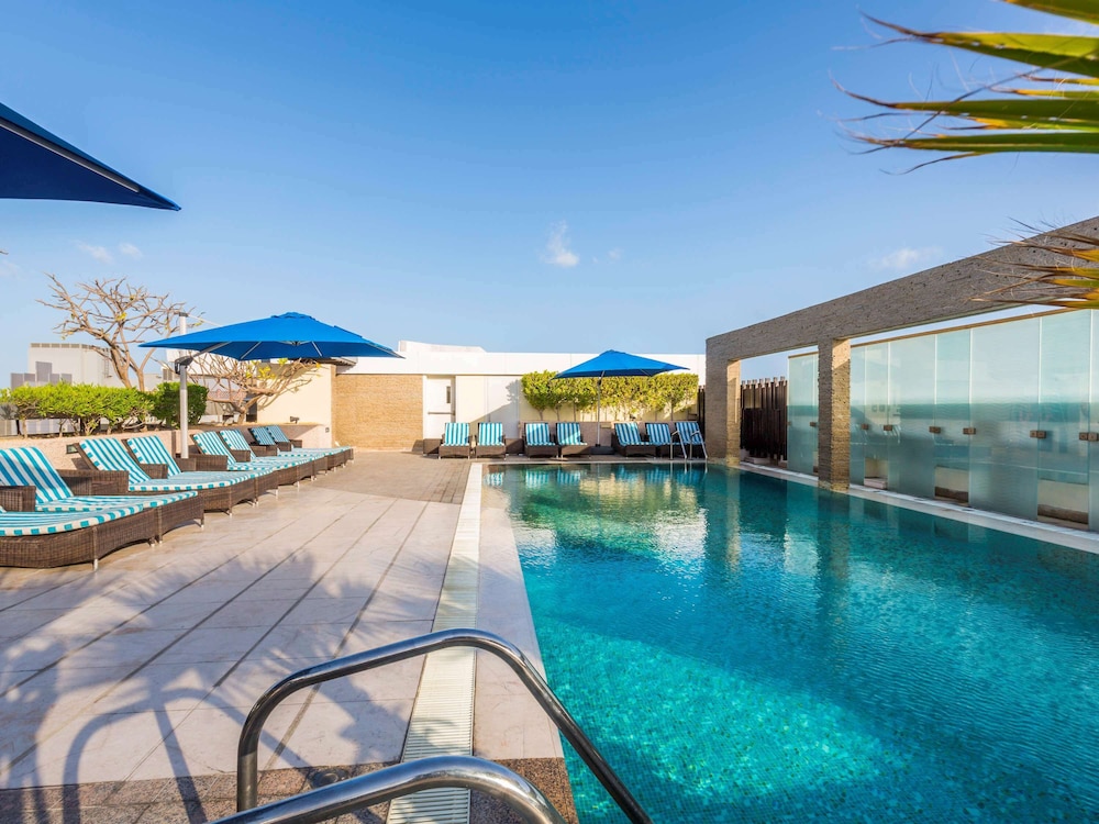 Novotel Suites Mall Avenue Dubai afbeelding