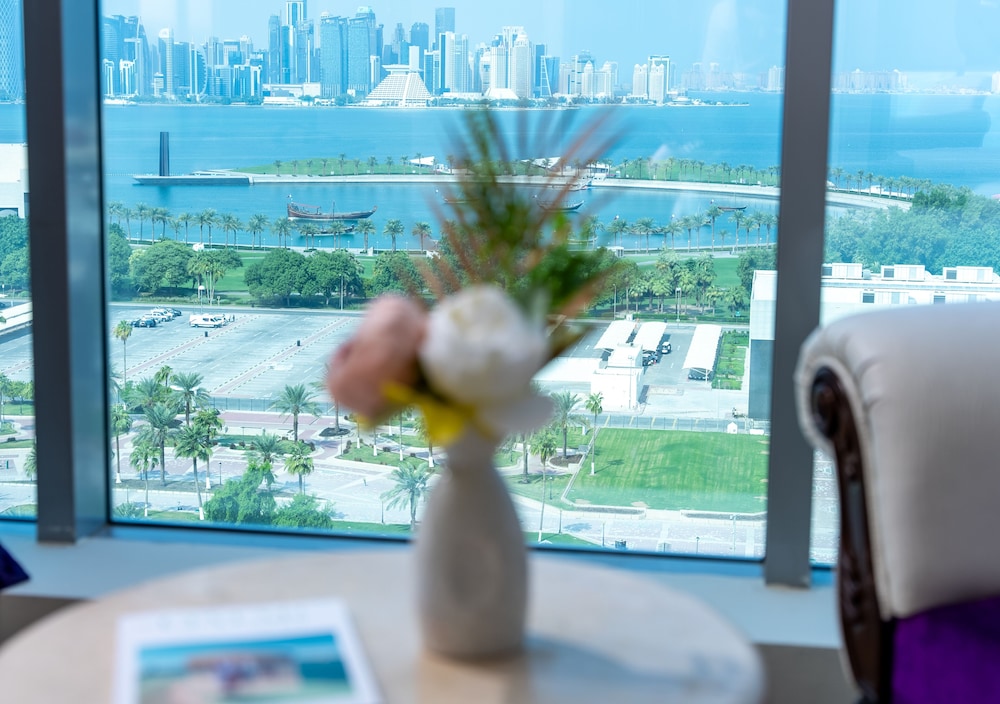 Saraya Corniche Hotel afbeelding