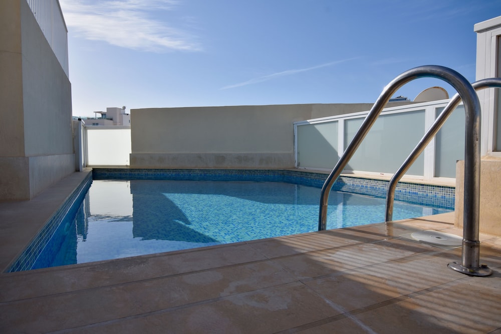 Blubay Apartments by ST Hotels afbeelding