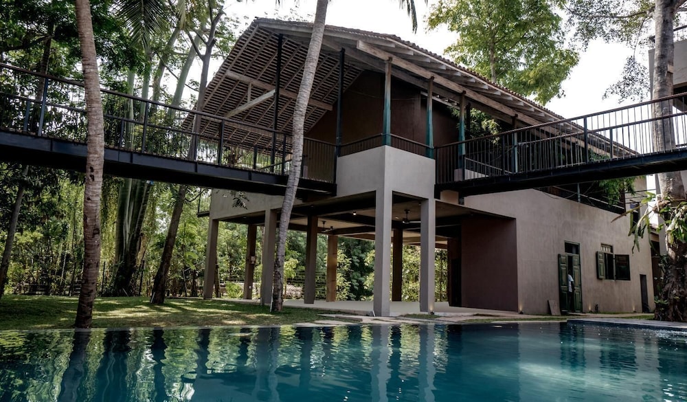 Ayur Ayur Ayurveda Retreat