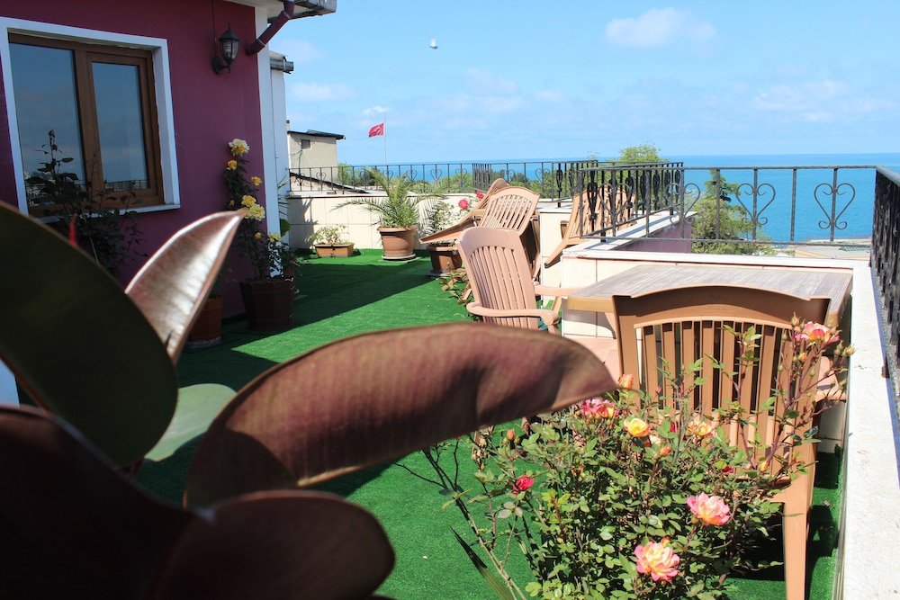 Nazar Hotel – Nazar Hotel in Turkije