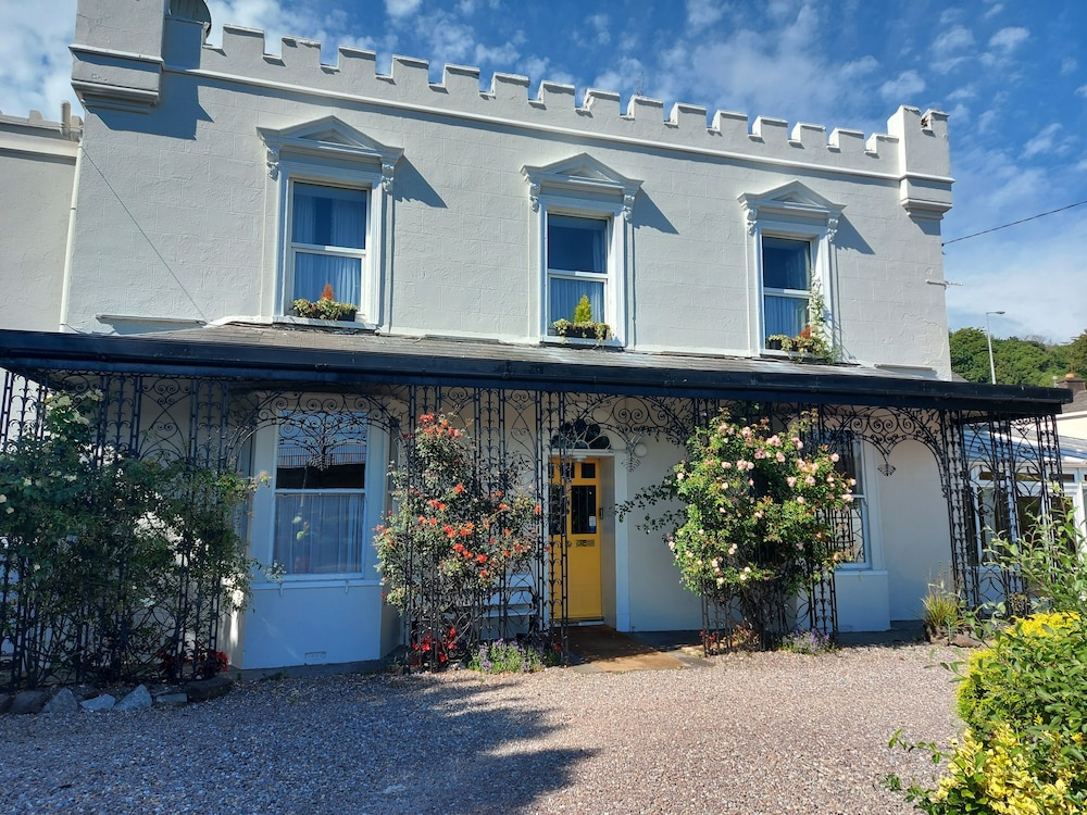 Belvedere Lodge