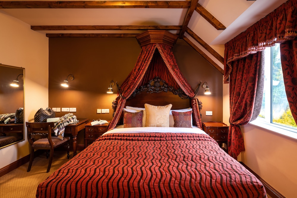 Earls Court House Hotel