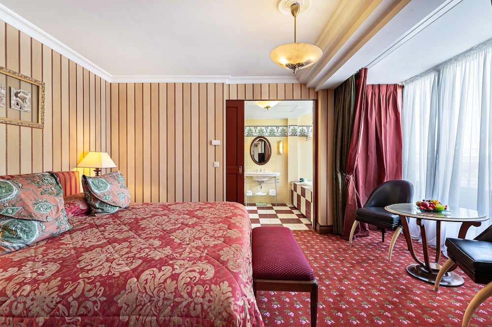 Hotel Royal