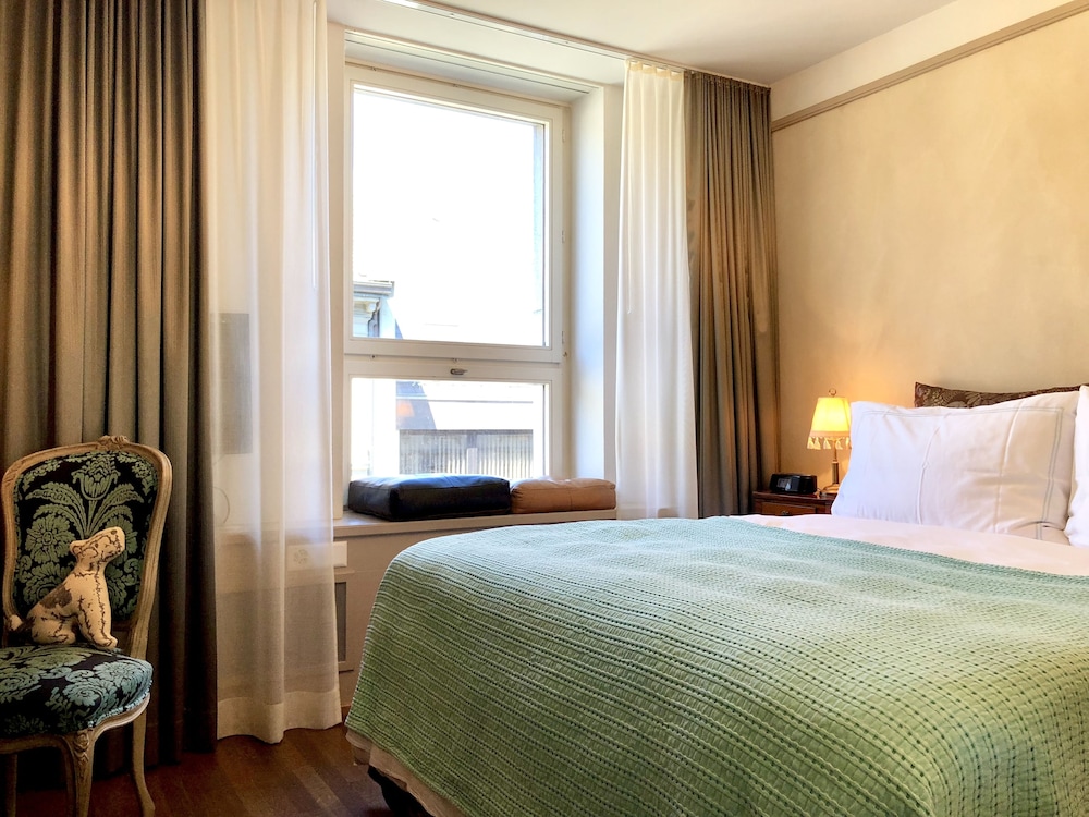 Townhouse Boutique Hotel.