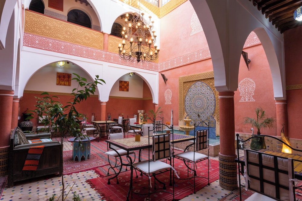 Riad Losra