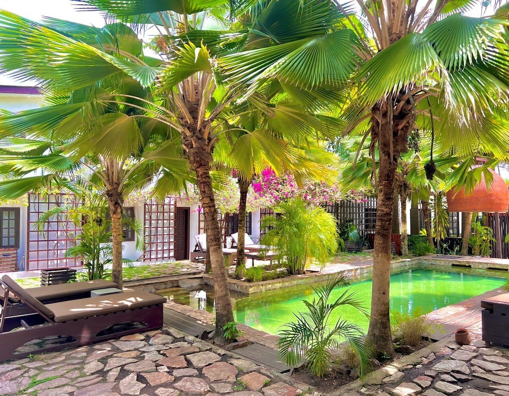 Olma Hotel &amp; Suites