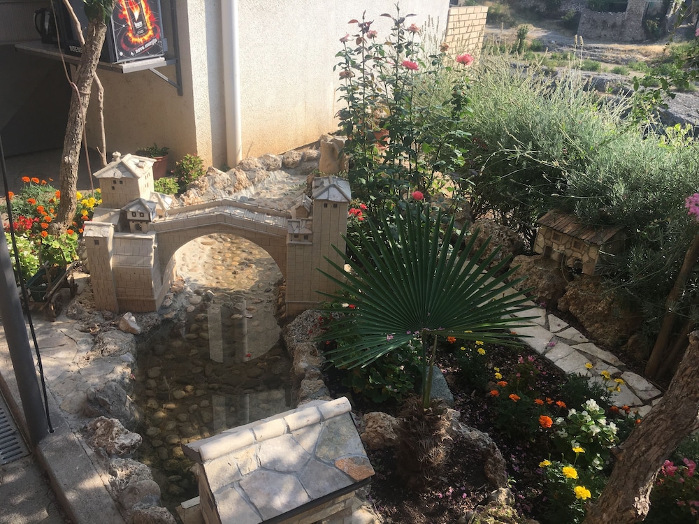 Guest House City Star