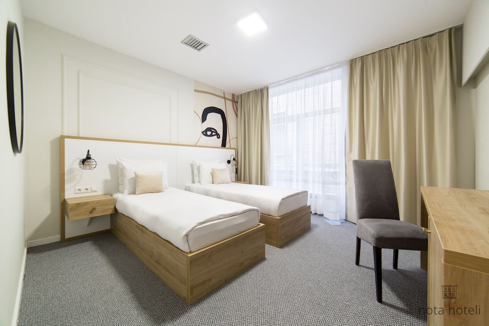 HOTEL SAHAT