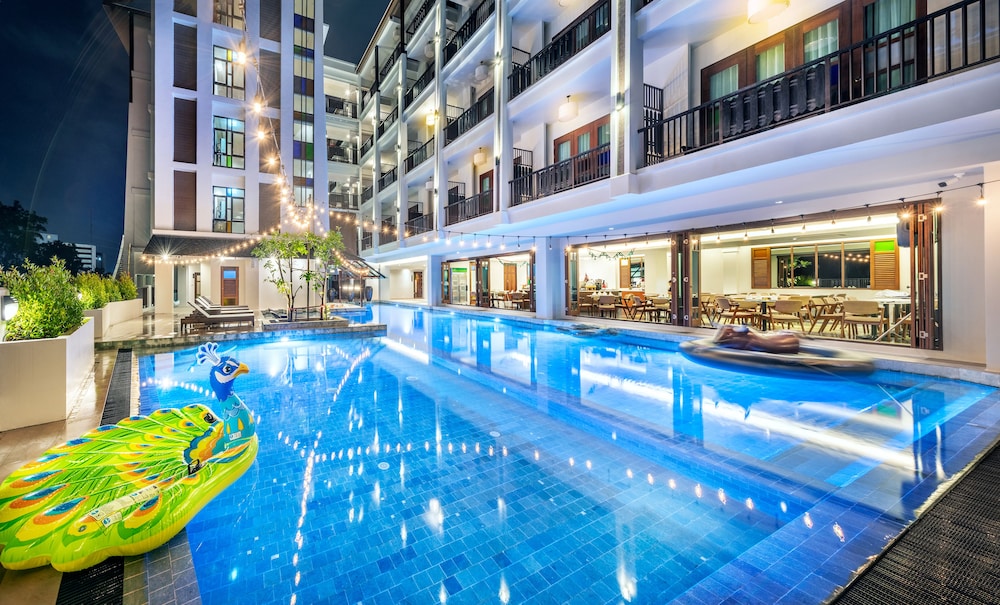 Monkham Village Hatyai