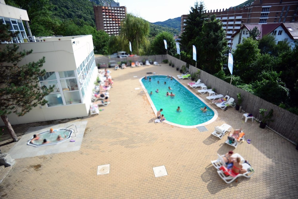 Diana Resort