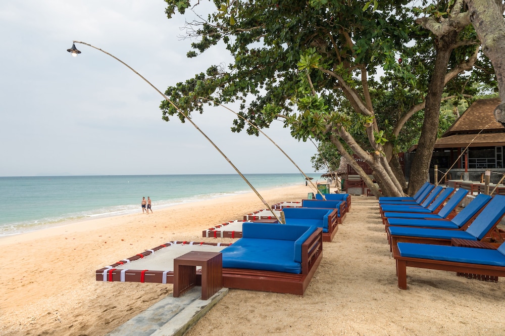 Lanta Sand Resort &amp; Spa