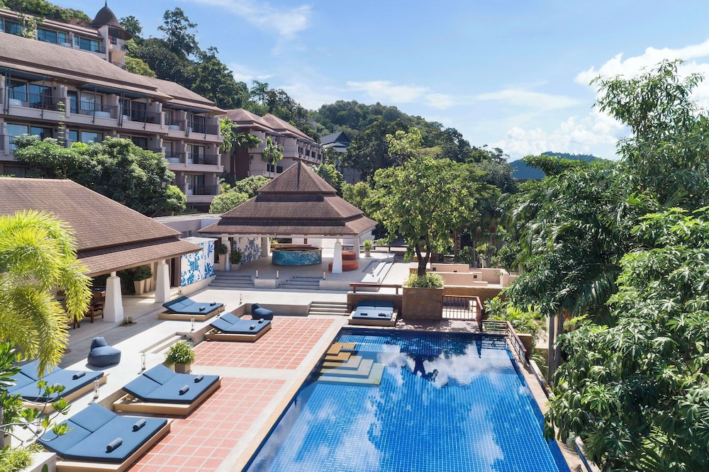 Avani Ao Nang Cliff Krabi Resort