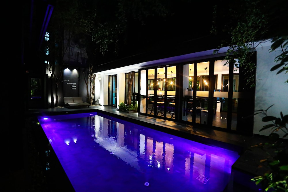BED Phrasingh Hotel - Adults Only afbeelding